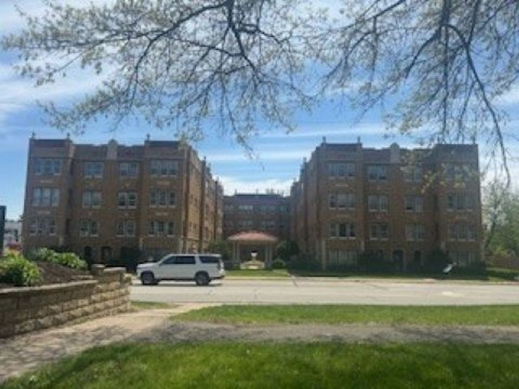 1632 18th Avenue 5, Rock Island, IL 61201