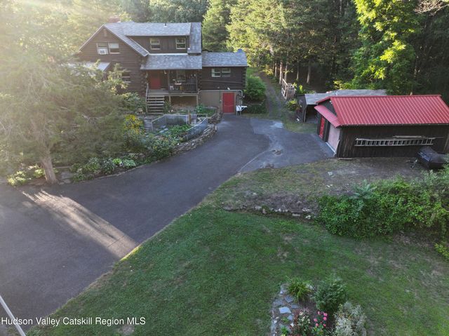 634 Old Plank Road, Coxsackie, NY 12051