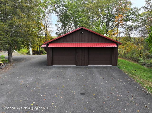 634 Old Plank Road, Coxsackie, NY 12051