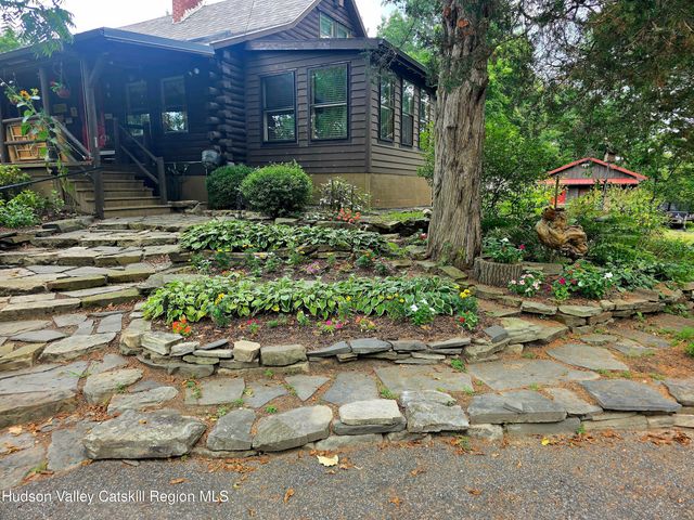 634 Old Plank Road, Coxsackie, NY 12051