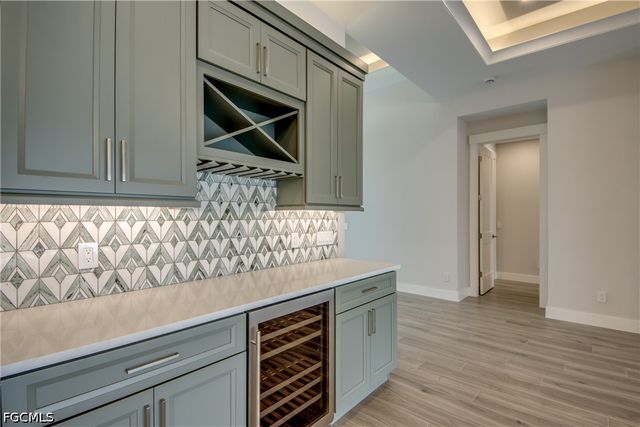 5125 Avalon DR, Cape Coral, FL 33904