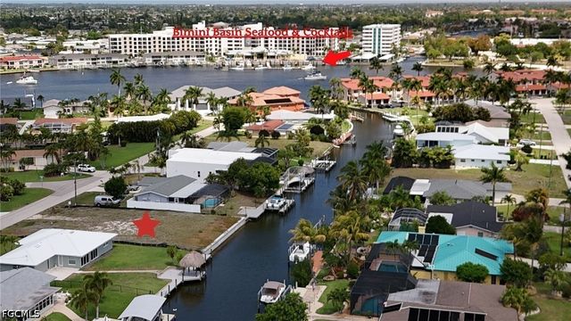 5125 Avalon DR, Cape Coral, FL 33904