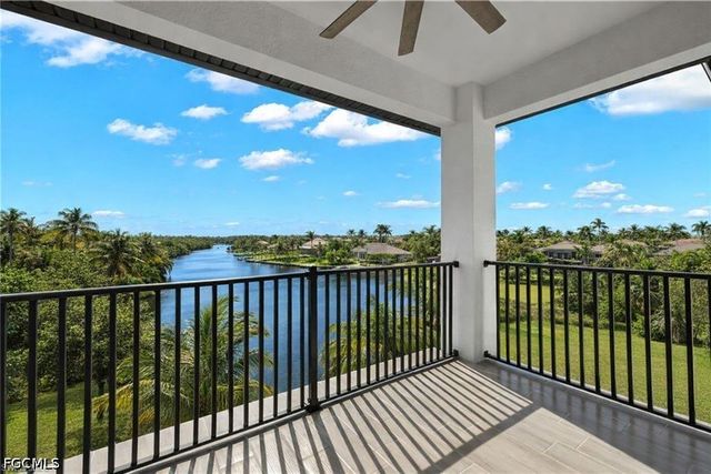 5125 Avalon DR, Cape Coral, FL 33904