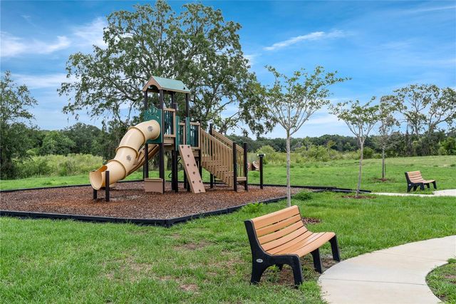 1646 BLUE LAGOON CIRCLE, Mascotte, FL 34753