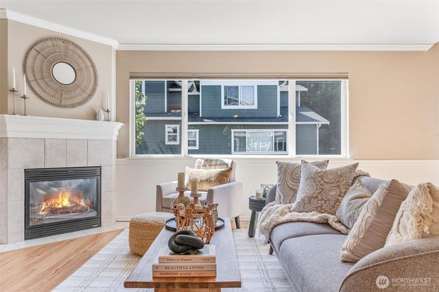 17921 80th Avenue NE #A2, Kenmore, WA 98028