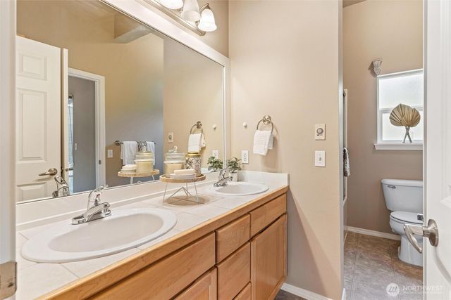 17921 80th Avenue NE #A2, Kenmore, WA 98028