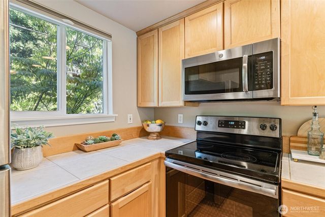 17921 80th Avenue NE #A2, Kenmore, WA 98028