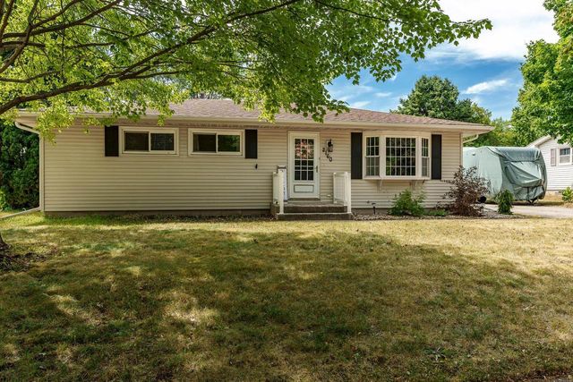 2160 Linway Drive, Beloit, WI 53511