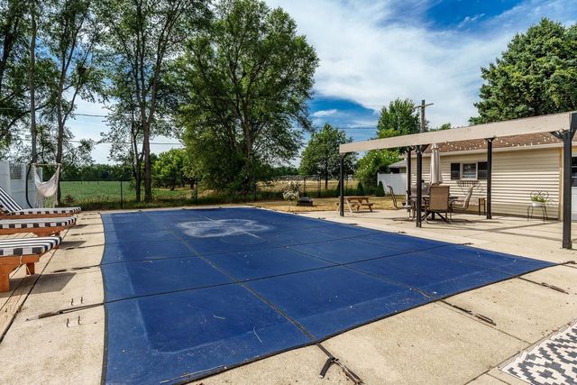 2160 Linway Drive, Beloit, WI 53511