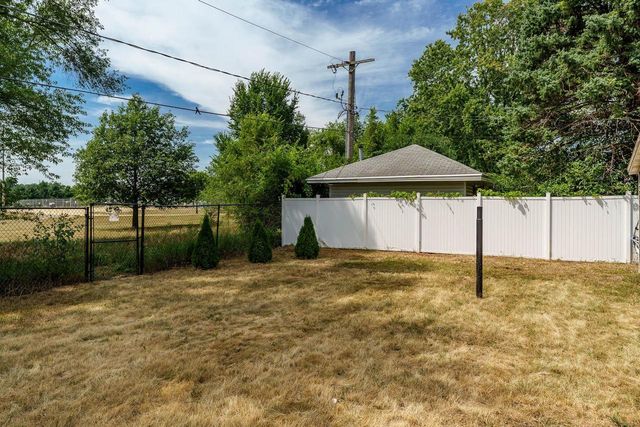 2160 Linway Drive, Beloit, WI 53511