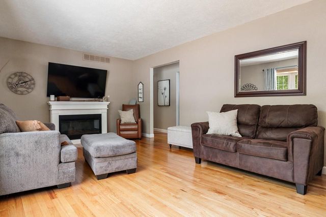 2160 Linway Drive, Beloit, WI 53511