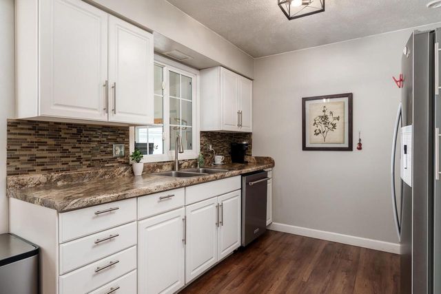 2160 Linway Drive, Beloit, WI 53511