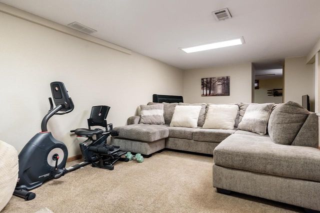 2160 Linway Drive, Beloit, WI 53511