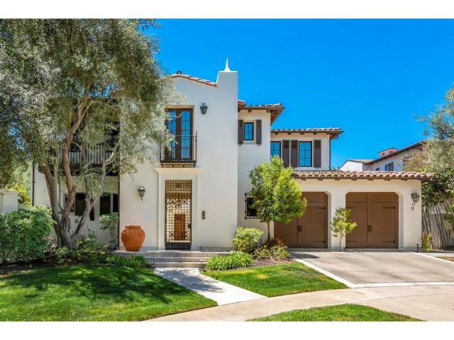 11 Greens Bluff, Newport Coast, CA 92657
