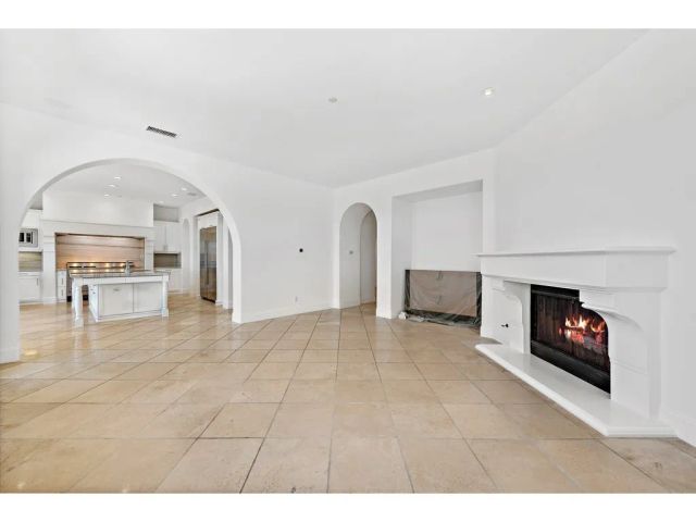 11 Greens Bluff, Newport Coast, CA 92657