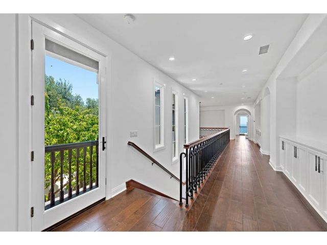 11 Greens Bluff, Newport Coast, CA 92657