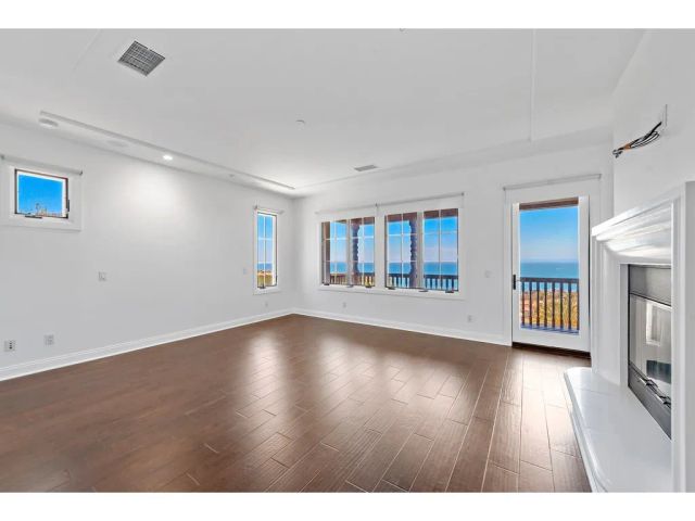 11 Greens Bluff, Newport Coast, CA 92657