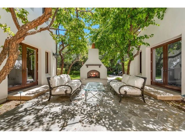 11 Greens Bluff, Newport Coast, CA 92657