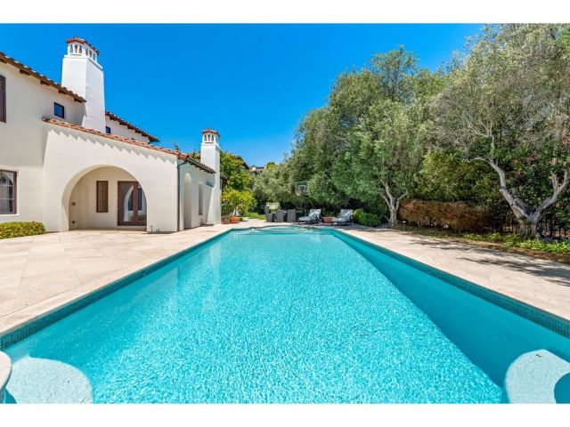 11 Greens Bluff, Newport Coast, CA 92657