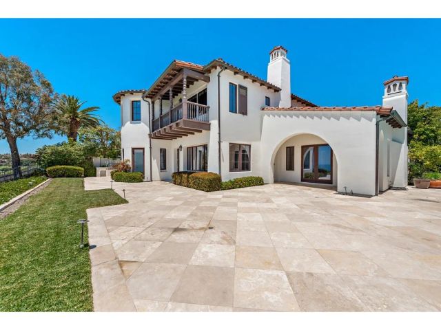 11 Greens Bluff, Newport Coast, CA 92657