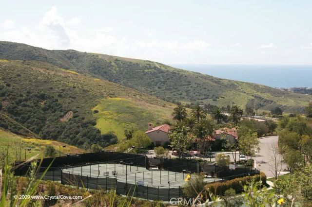 11 Greens Bluff, Newport Coast, CA 92657