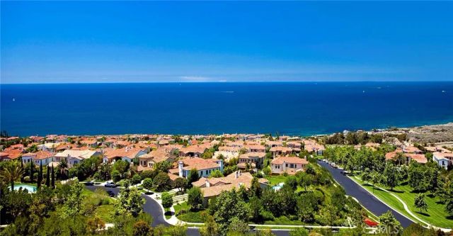 11 Greens Bluff, Newport Coast, CA 92657