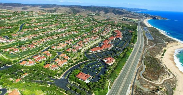11 Greens Bluff, Newport Coast, CA 92657