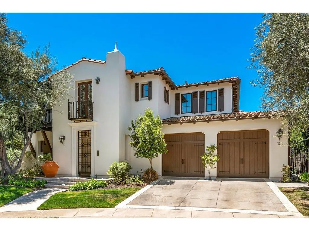 11 Greens Bluff, Newport Coast, CA 92657