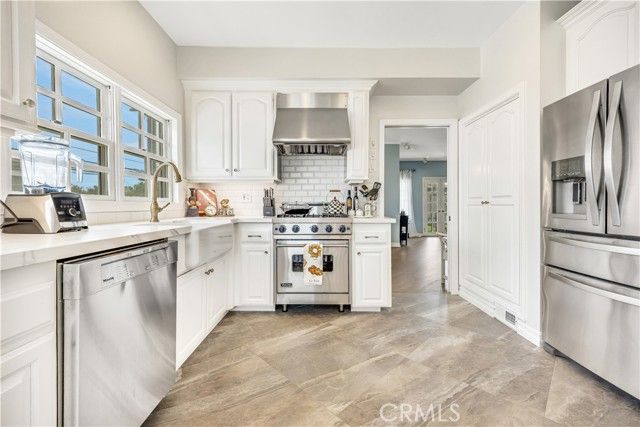 39 Coronado Avenue, Long Beach, CA 90803