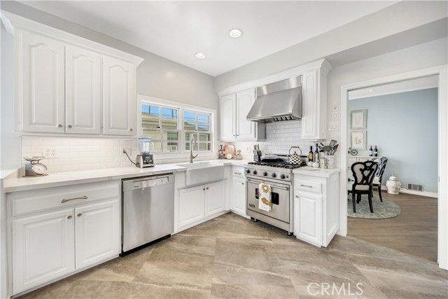 39 Coronado Avenue, Long Beach, CA 90803