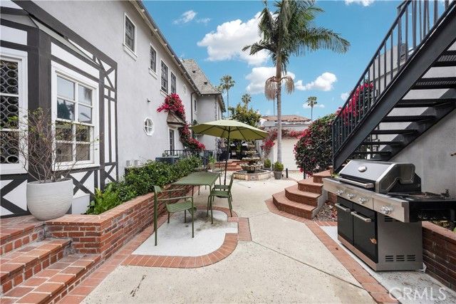 39 Coronado Avenue, Long Beach, CA 90803