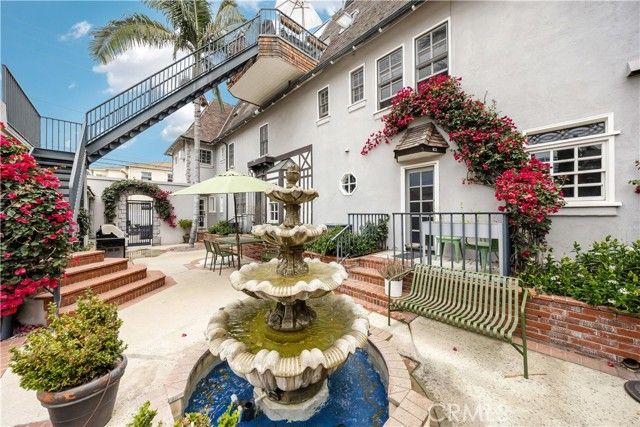 39 Coronado Avenue, Long Beach, CA 90803