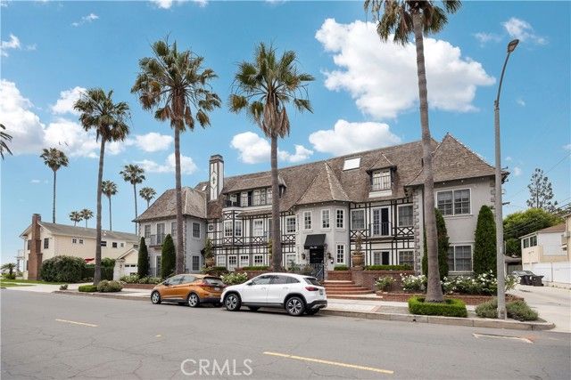 39 Coronado Avenue, Long Beach, CA 90803