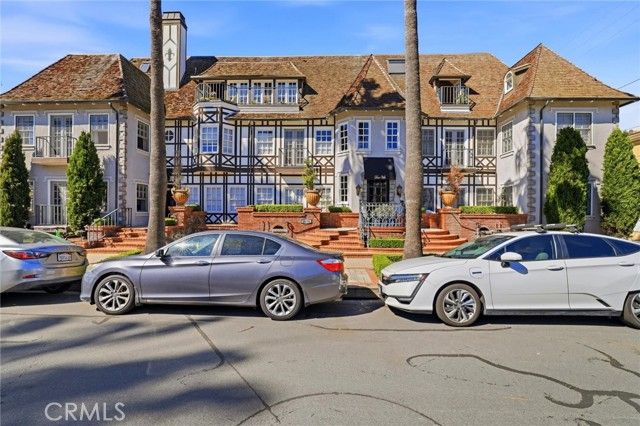 39 Coronado Avenue, Long Beach, CA 90803