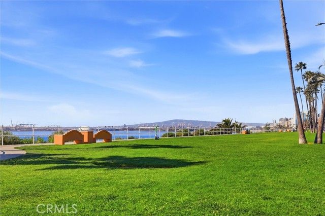 39 Coronado Avenue, Long Beach, CA 90803