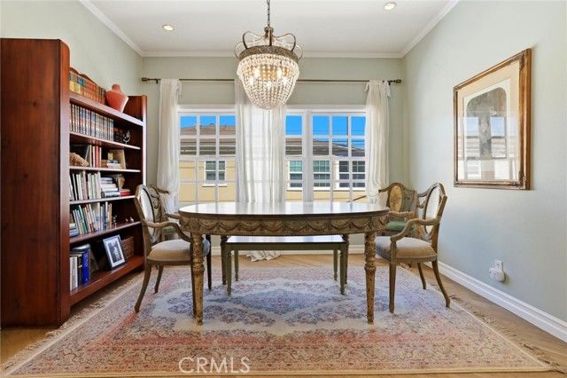 39 Coronado Avenue, Long Beach, CA 90803