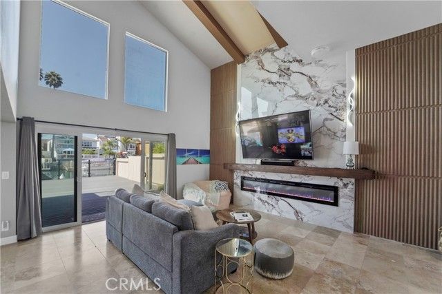 2431 Victoria Ave, Oxnard, CA 93035