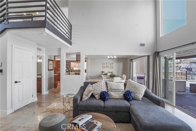 2431 Victoria Ave, Oxnard, CA 93035