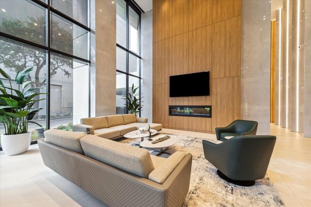 1701 Hermann Drive 22CE, Houston, TX 77004