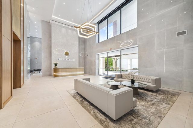 1701 Hermann Drive 22CE, Houston, TX 77004