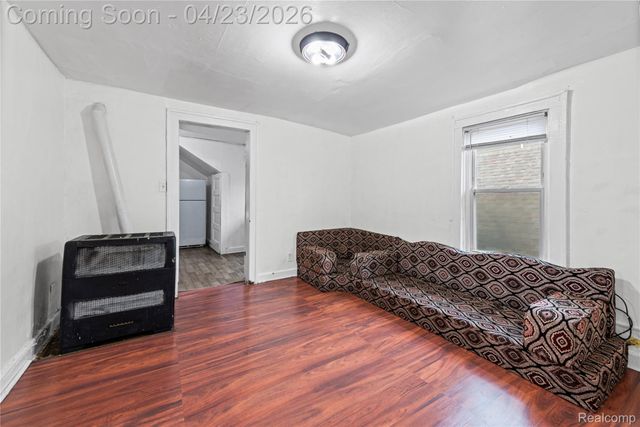 5122 Trowbridge Street, Hamtramck, MI 48212