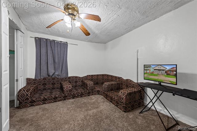 5122 Trowbridge Street, Hamtramck, MI 48212