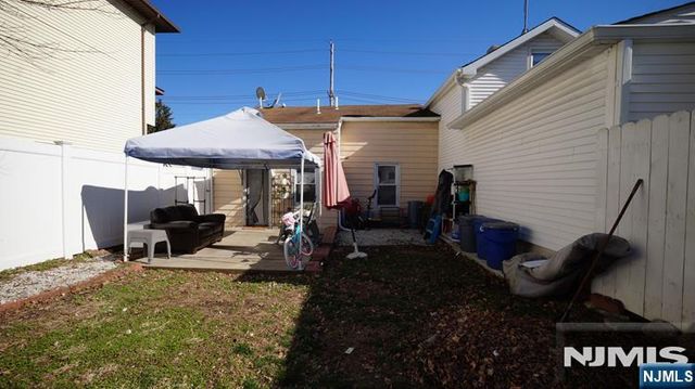 31 Kossuth Street, Haledon, NJ 07508