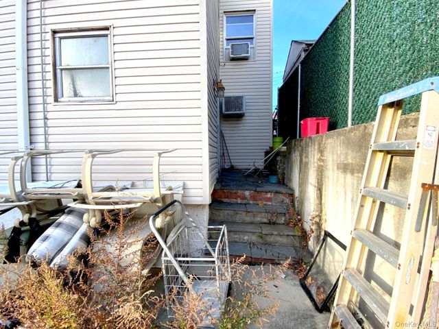 60-38 78th Avenue, Glendale, NY 11385