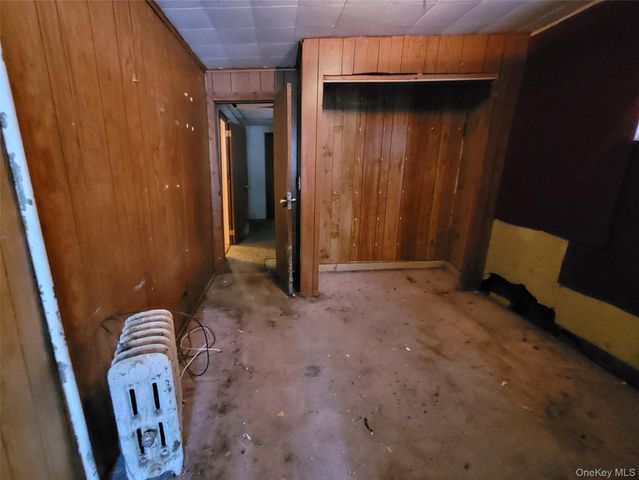 60-38 78th Avenue, Glendale, NY 11385