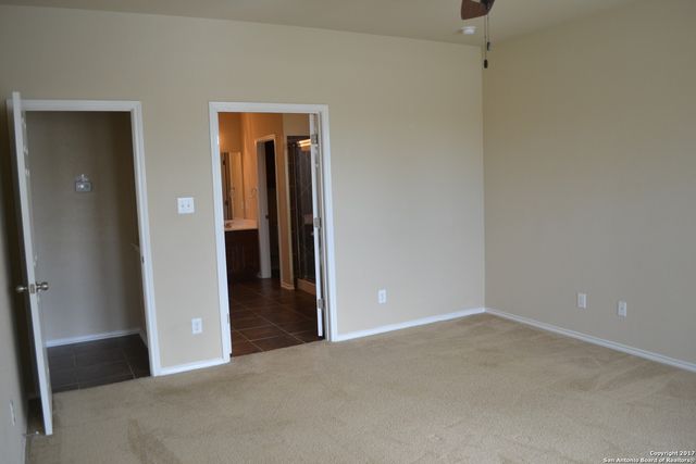 509 SEA HEADRIG DR, Cibolo, TX 78108