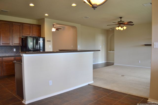 509 SEA HEADRIG DR, Cibolo, TX 78108