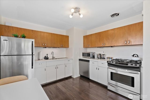 719 721 N 38th Street, Seattle, WA 98103