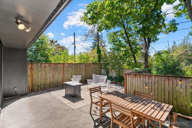 719 721 N 38th Street, Seattle, WA 98103