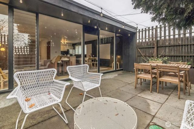 719 721 N 38th Street, Seattle, WA 98103
